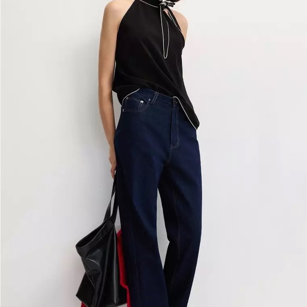 H&M Black Halter Neck Tie-Shoulder Blouse with White Piping - Picture 4 of 6